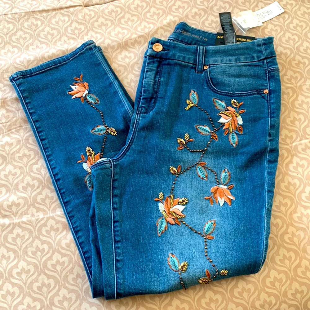 Chicos denim blue jeans with beading and sequence size 1.5 petite